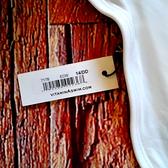 NEW! 🐠Vitamin A Bikini Bottoms - Picture 4 of 7